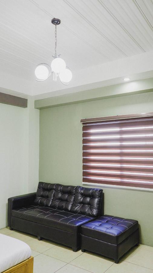 2428 Suites Urdaneta Zewnętrze zdjęcie