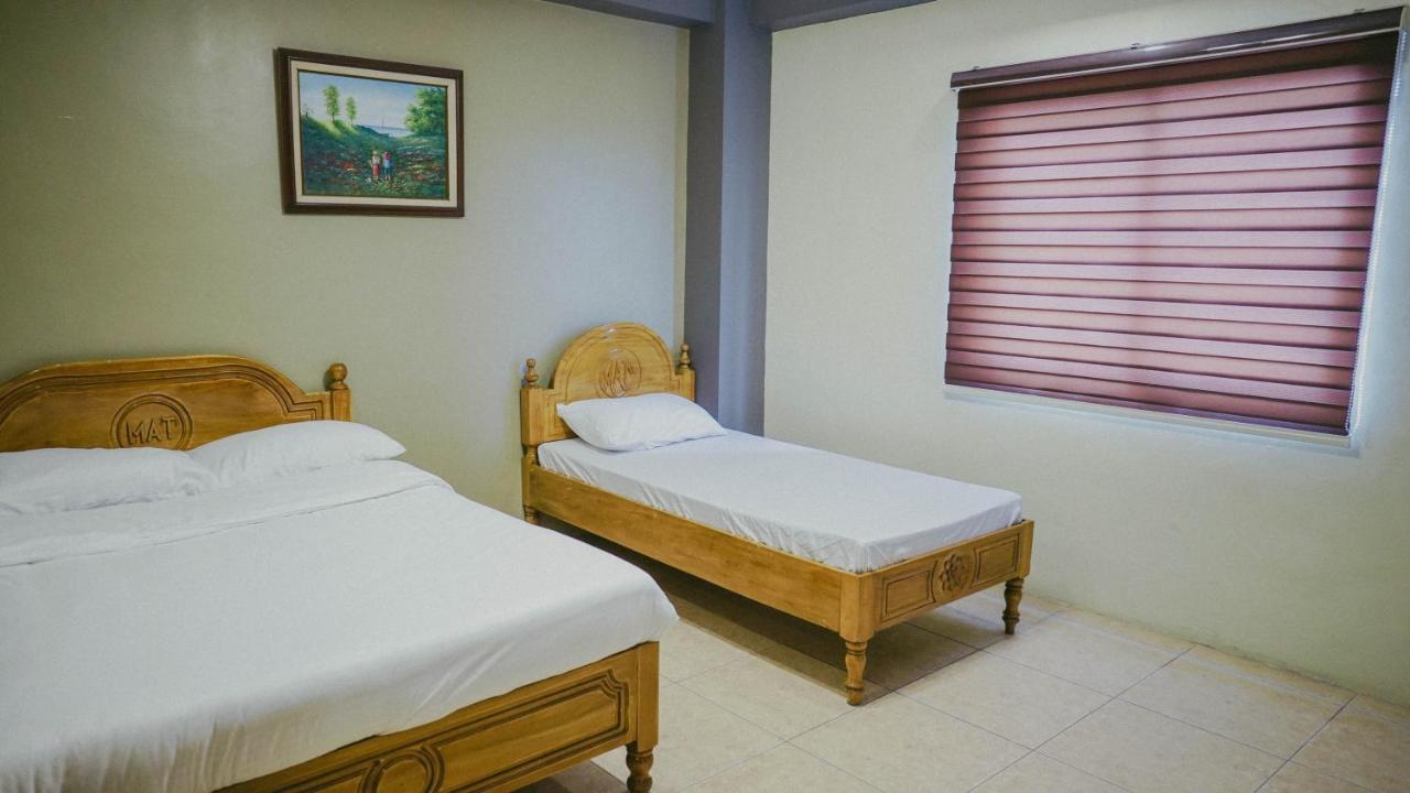 2428 Suites Urdaneta Zewnętrze zdjęcie