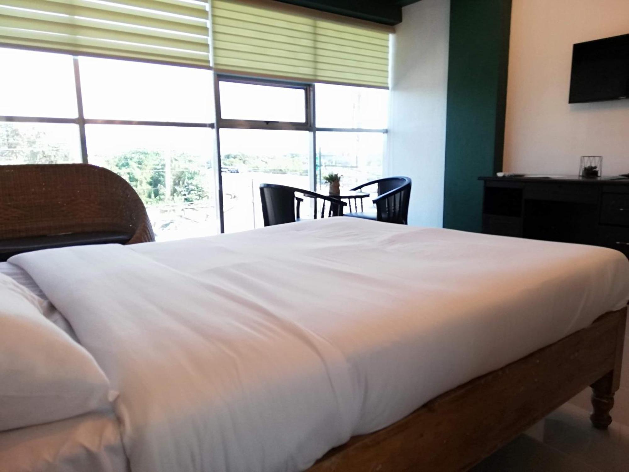 2428 Suites Urdaneta Pokój zdjęcie